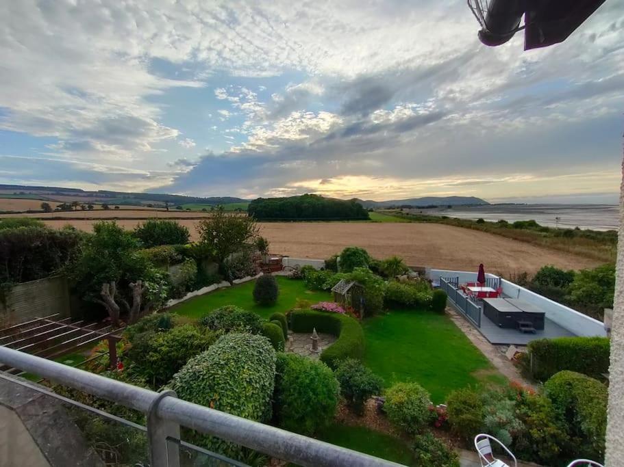 Blue Anchor House - Seaview, Hot Tub Apartments Dış mekan fotoğraf